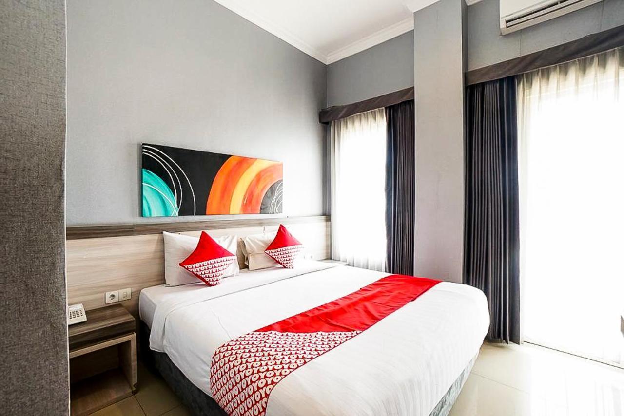 Oyo 289 Hotel Dalwa Syariah Pasuruan Exterior foto