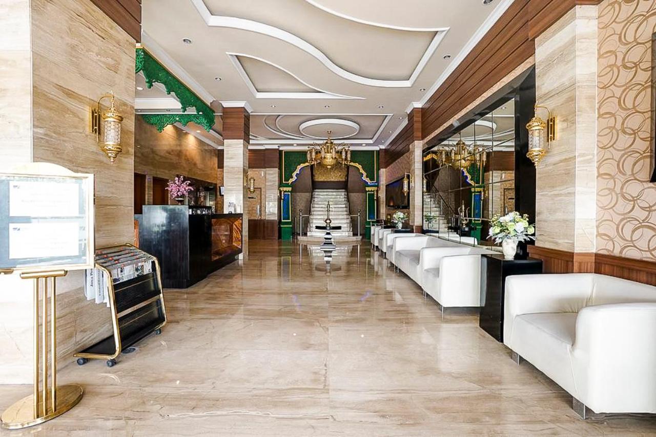Oyo 289 Hotel Dalwa Syariah Pasuruan Exterior foto
